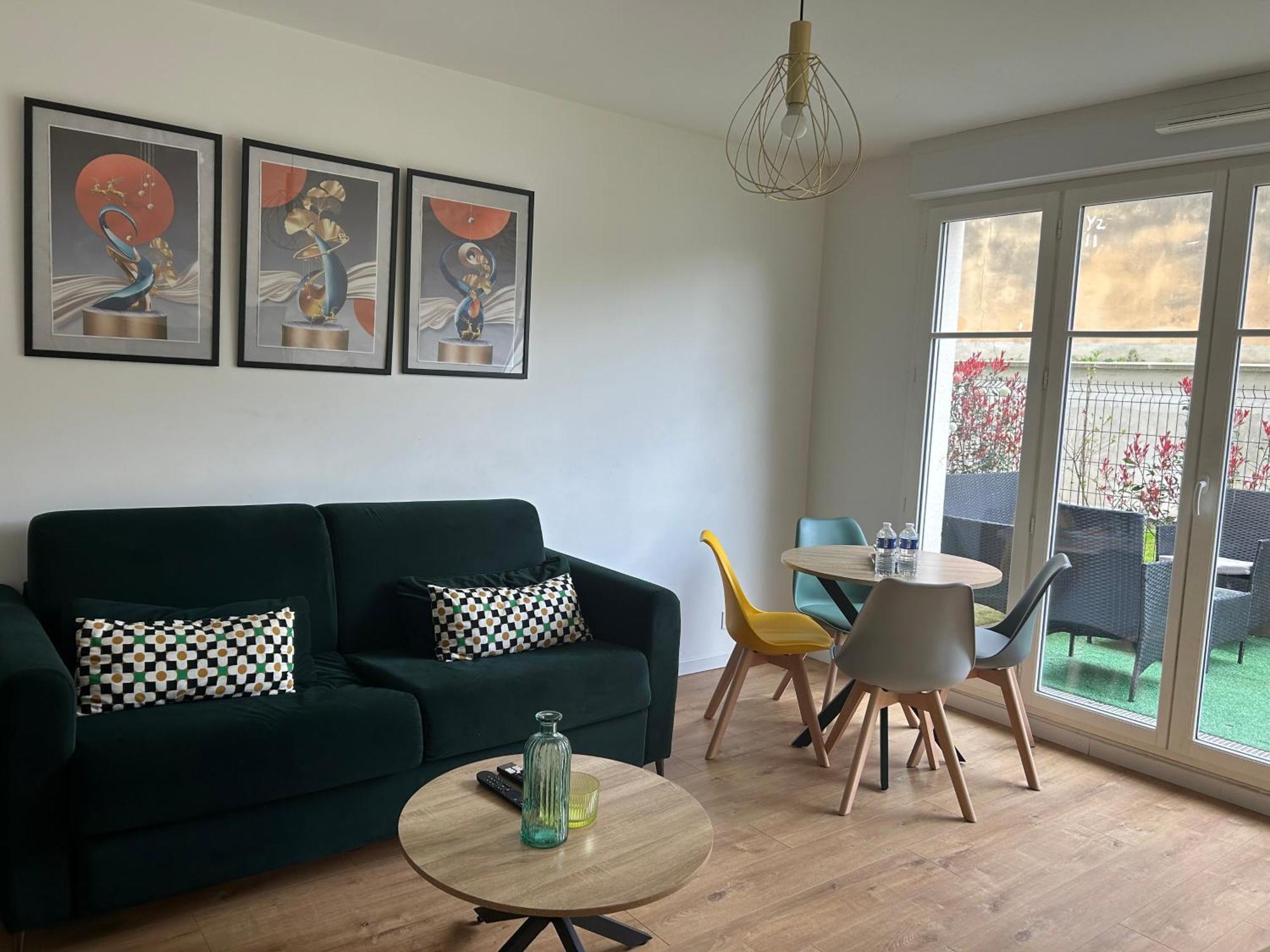 Le Cozy Home Melun Exterior photo
